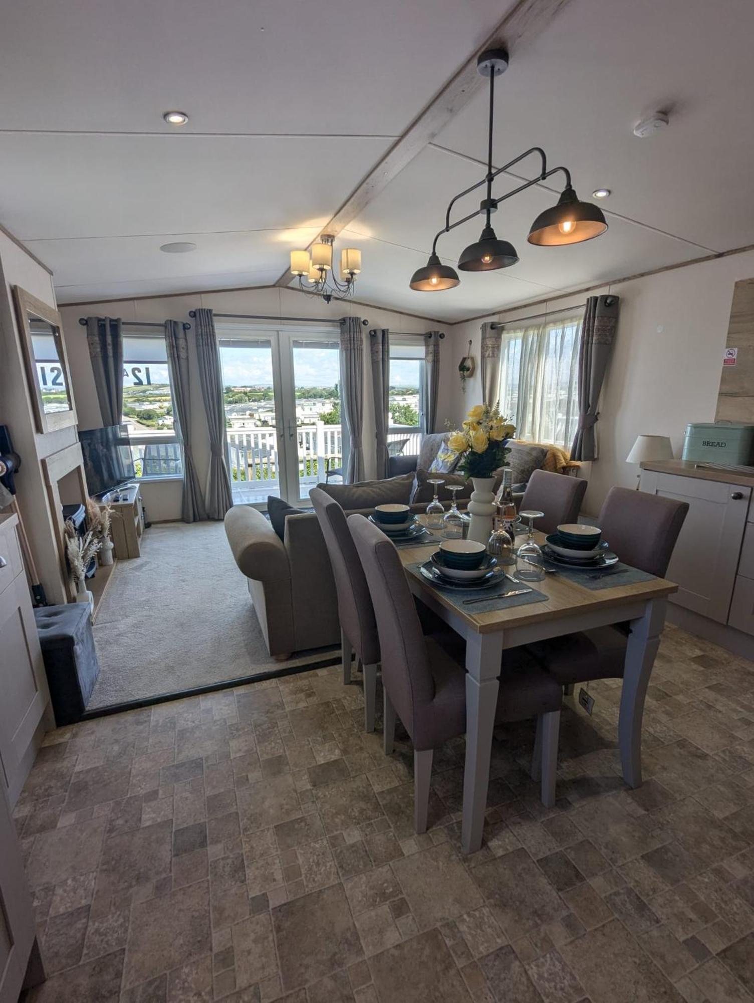 Stunning Caravan With Panoramic Views Weymouth Littlesea Haven Wyke Regis المظهر الخارجي الصورة