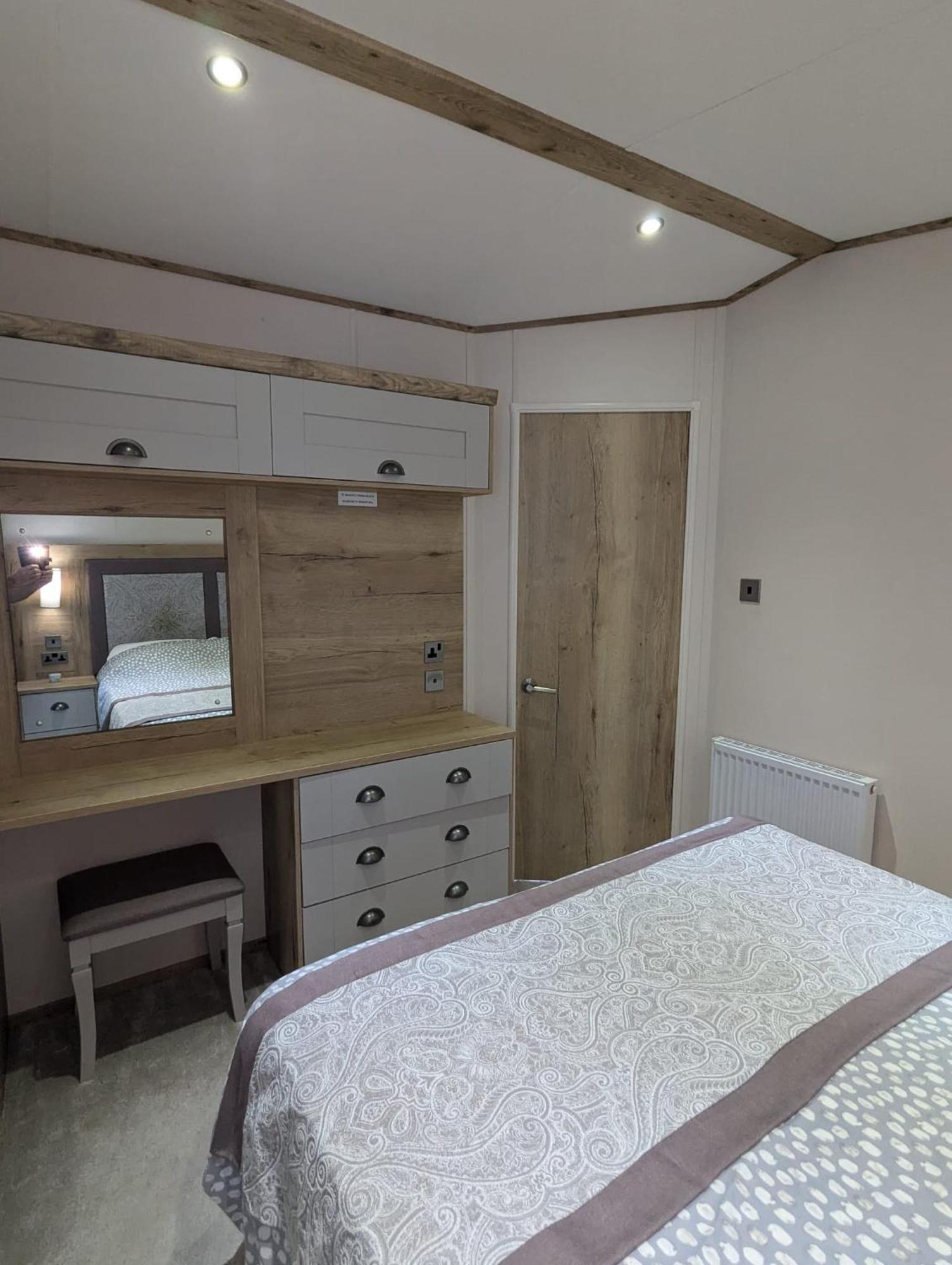 Stunning Caravan With Panoramic Views Weymouth Littlesea Haven Wyke Regis المظهر الخارجي الصورة